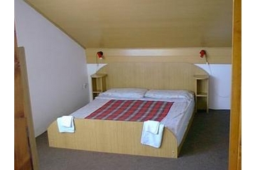 Croaţia Privát Njivice, Interiorul